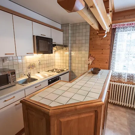 Chaleureux Au Centre Des Gets - Balcon, Wi-fi, Parking, Animaux Admis, Proche Des Remontees - Fr-1-671-230 莱热